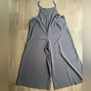 Wide Leg Jumpsuit – Fits like XL